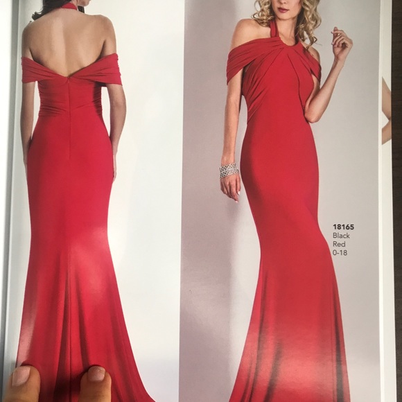 18165 beautiful black halter/off shoulder gown - Picture 4 of 4